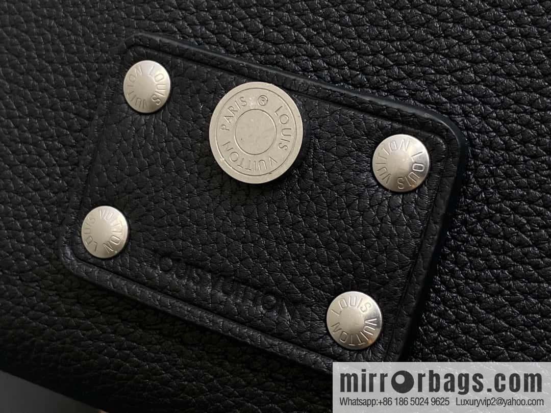 [Boutique‑grade] M11516 black full leather, men's bag box bag series, the new Soul Trunk handbag of the season