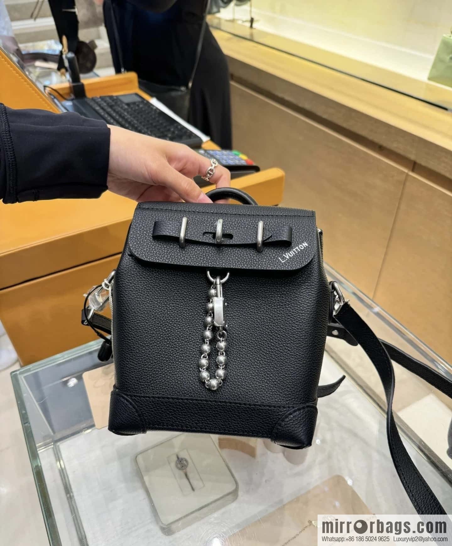 [Boutique‑grade] M11637 black full leather, mini schoolbag