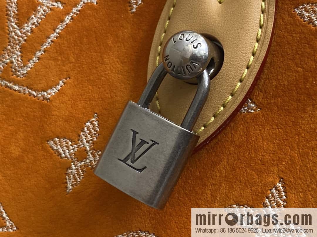 [Boutique‑grade] M24430 matte orange, pillow bag speedy series, this Speedy P9 Bandoulière 40 Monogram Leather handbag