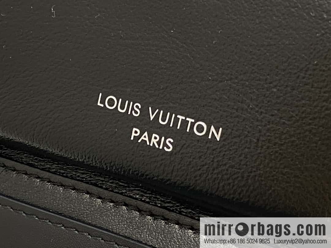 [Boutique‑grade] M12587 black full leather, backpack series, this Montsouris small backpack.
