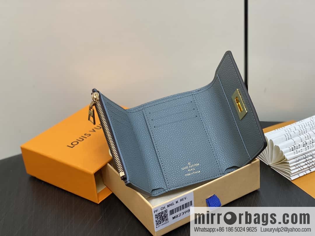 [Boutique‑grade] M82398 khaki, three-fold wallet series Victorine wallet