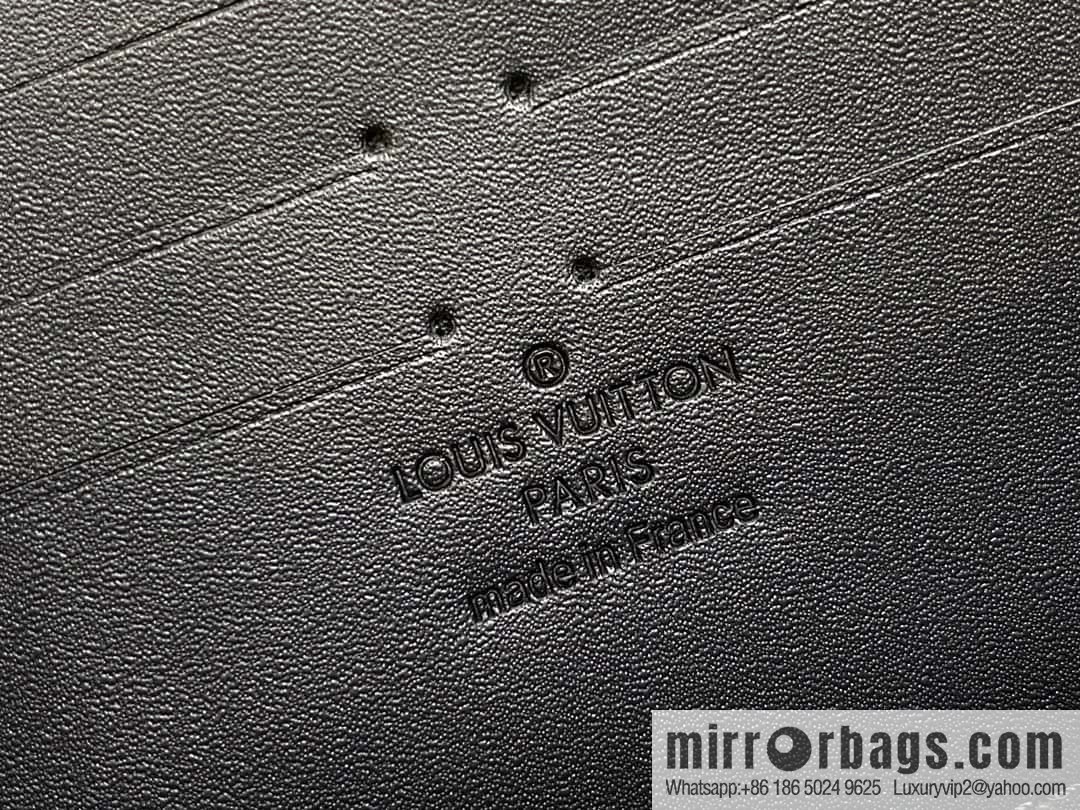 [Boutique‑grade] M80334 black, full leather single zipper wallet series, this horizontal Zippy wallet.