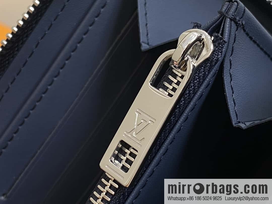 [Premium‑quality] M80334 blue, full leather single zipper wallet series, this horizontal Zippy wallet.