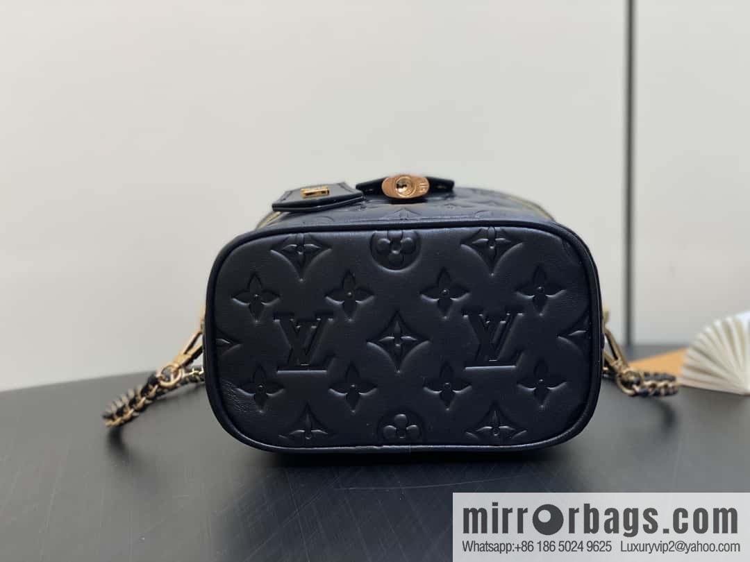[Boutique‑grade] M25123 black, full leather embossed cosmetic bag series, variable size chip version M25219 white M25123 black, this Vanity small handbag.
