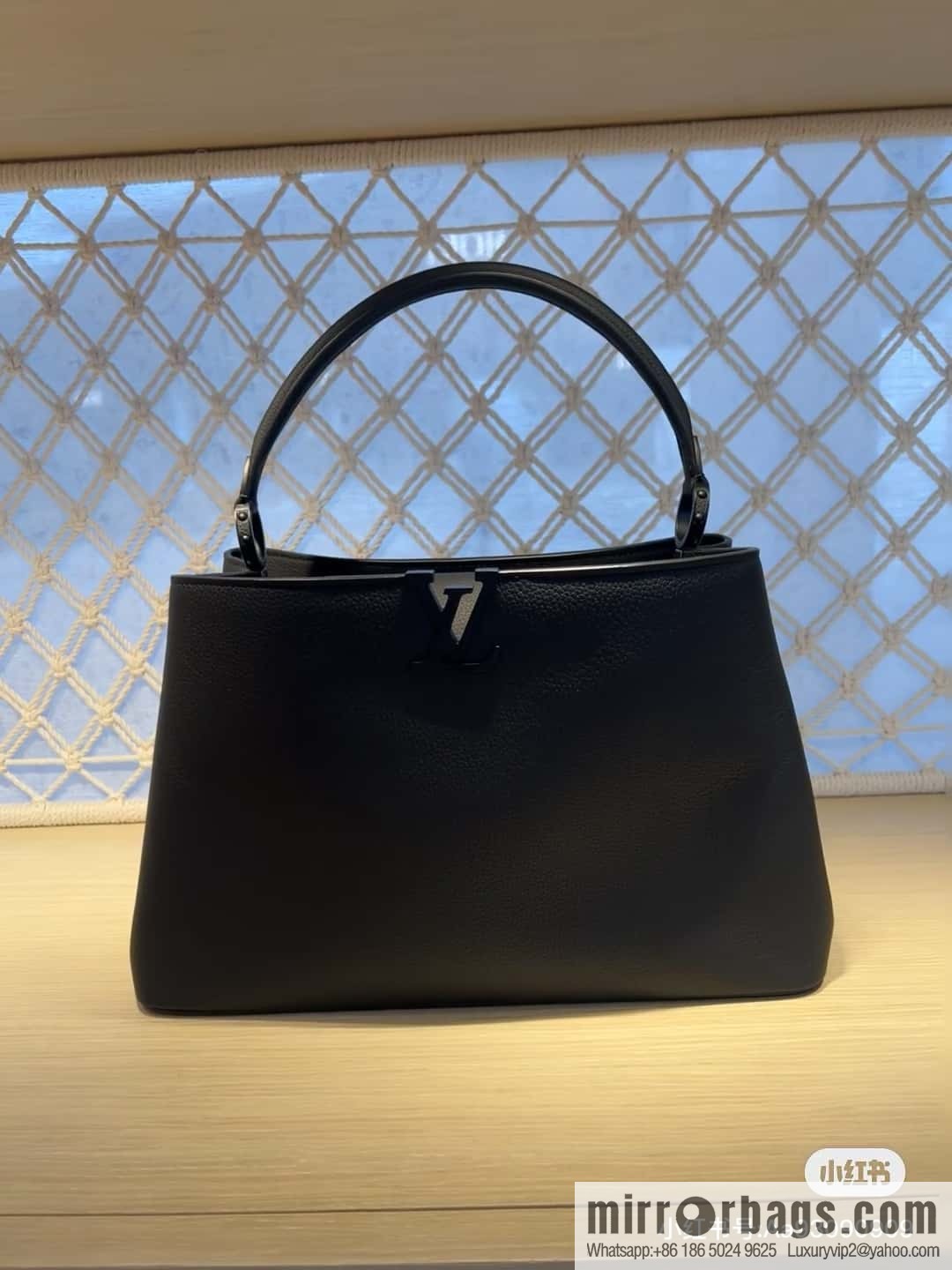 [Premium‑quality] M23955 full leather cap that English series CAPUCINES SOUPLE large handbag