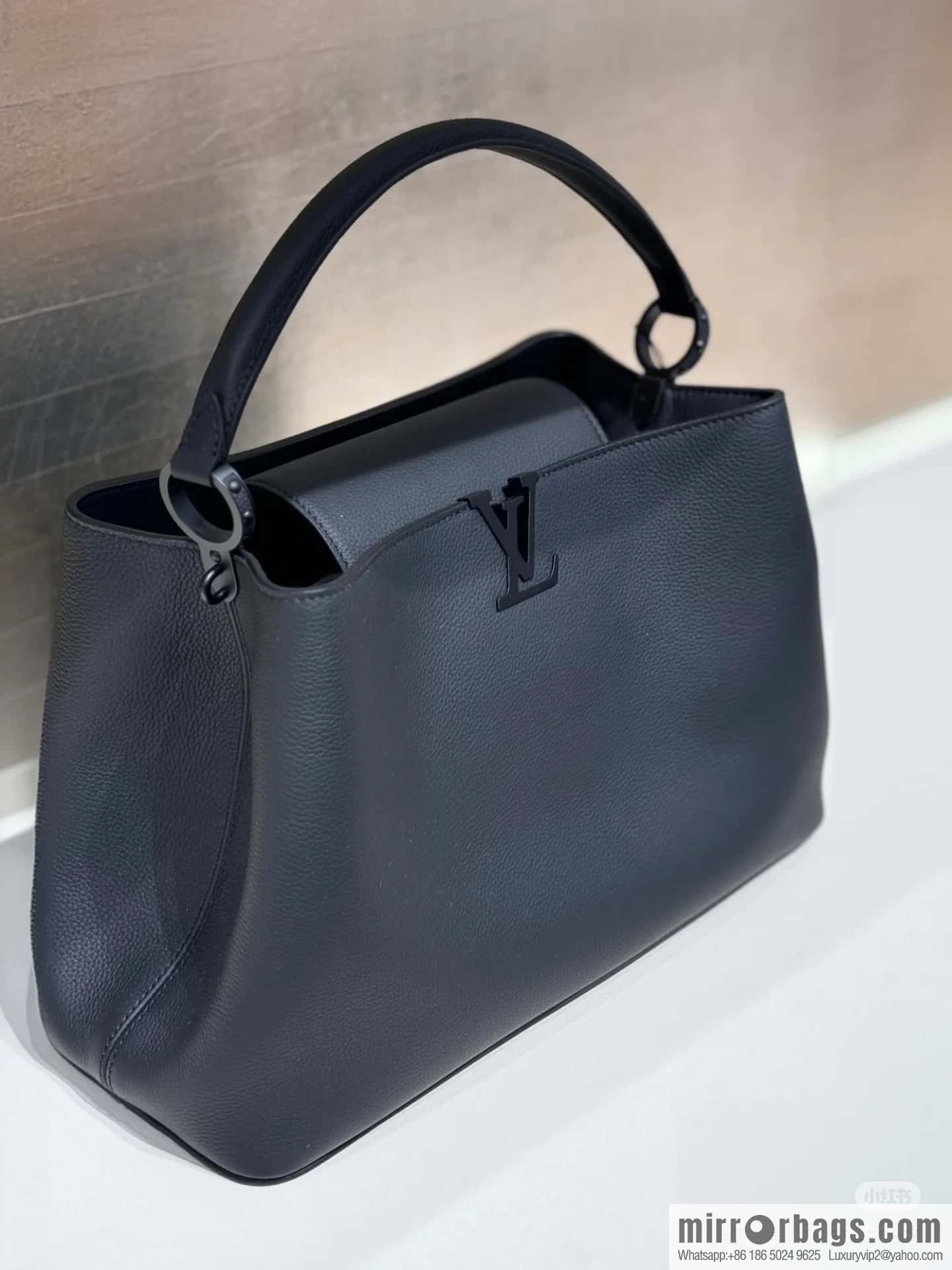 [Premium‑quality] M23955 full leather cap that English series CAPUCINES SOUPLE large handbag