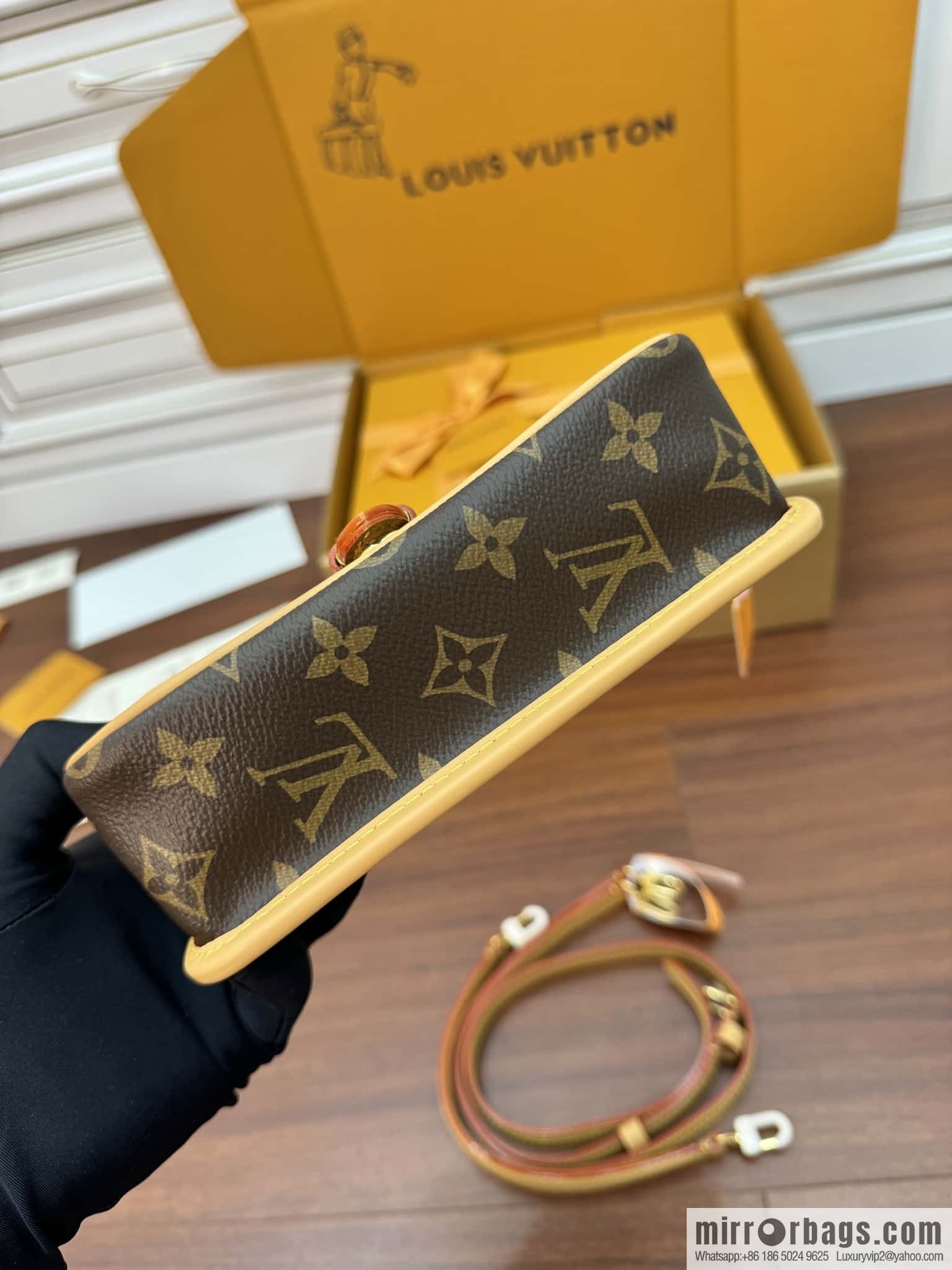 LV M83298 Nano Diane