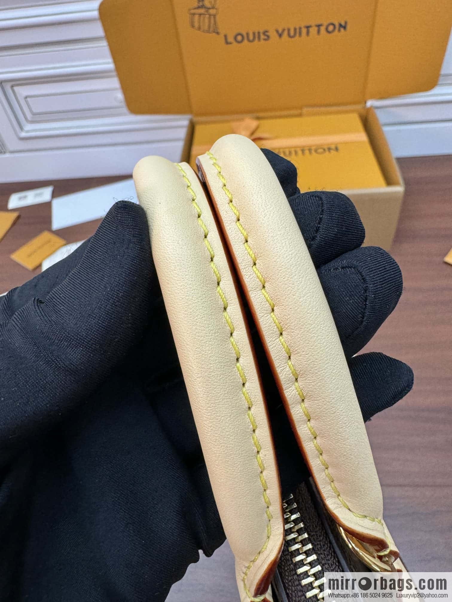 LV M12019 Lockit BB