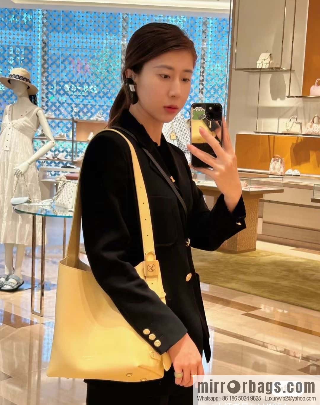 LV M25353 New Low Key Hobo PM