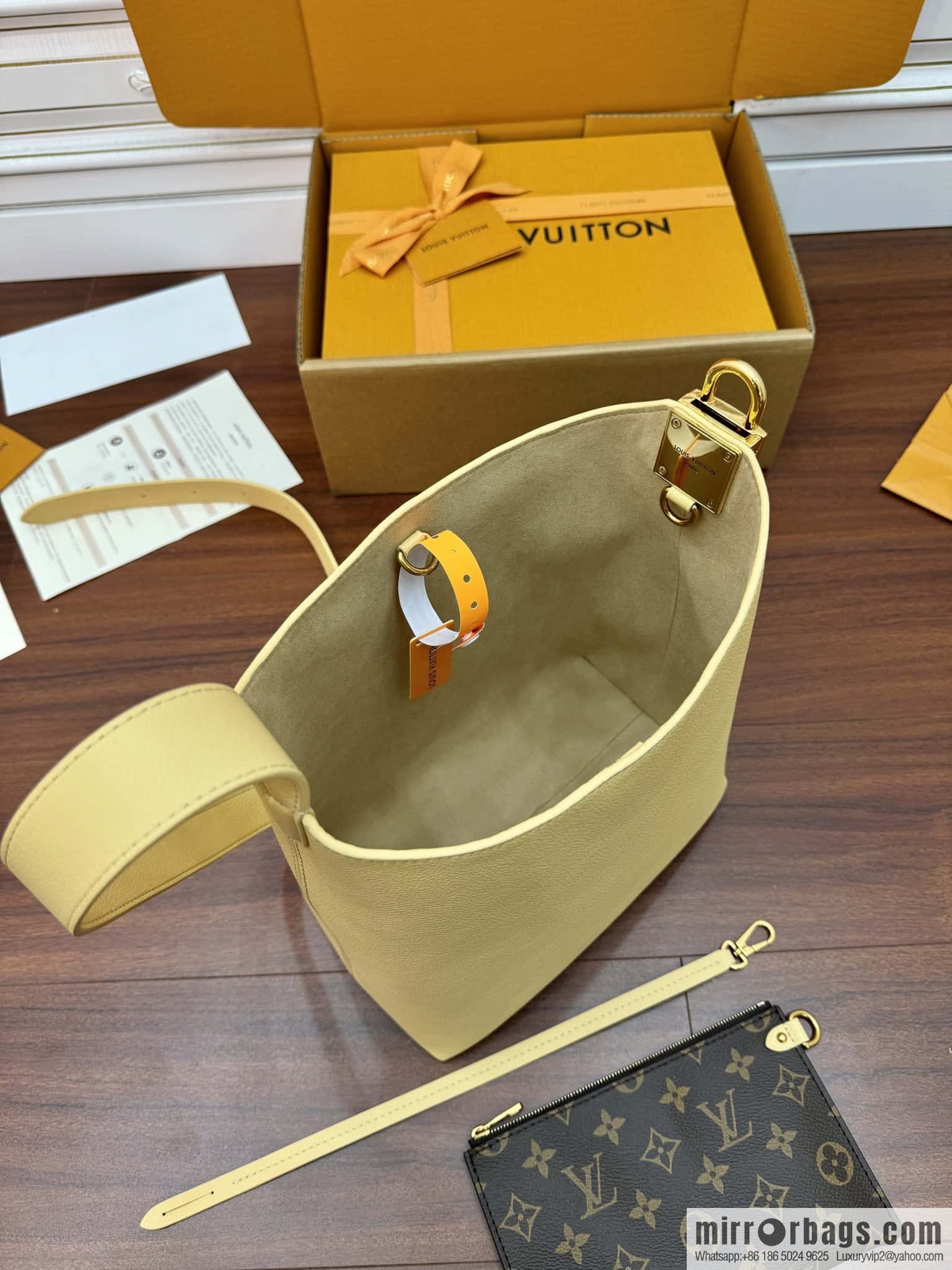 LV M25353 New Low Key Hobo PM