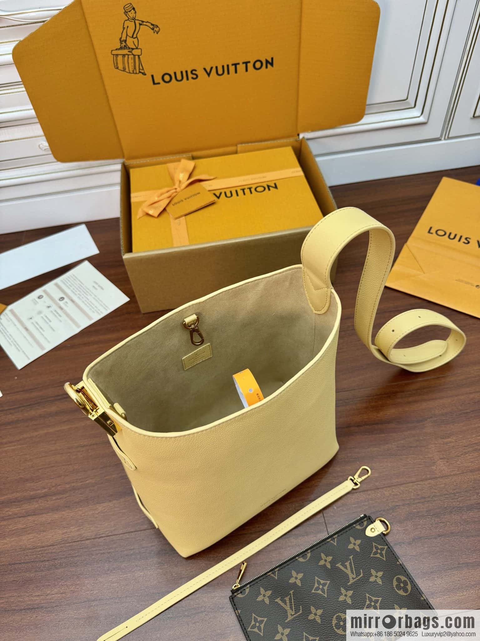LV M25353 New Low Key Hobo PM