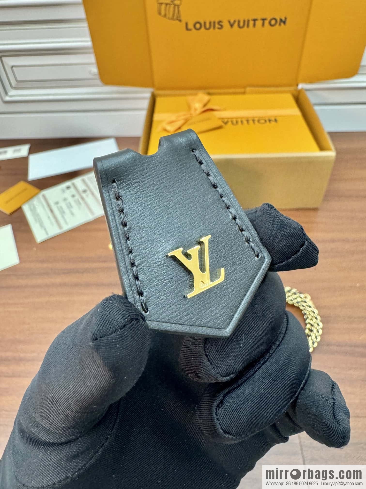 LV M47128 Vanity PM
