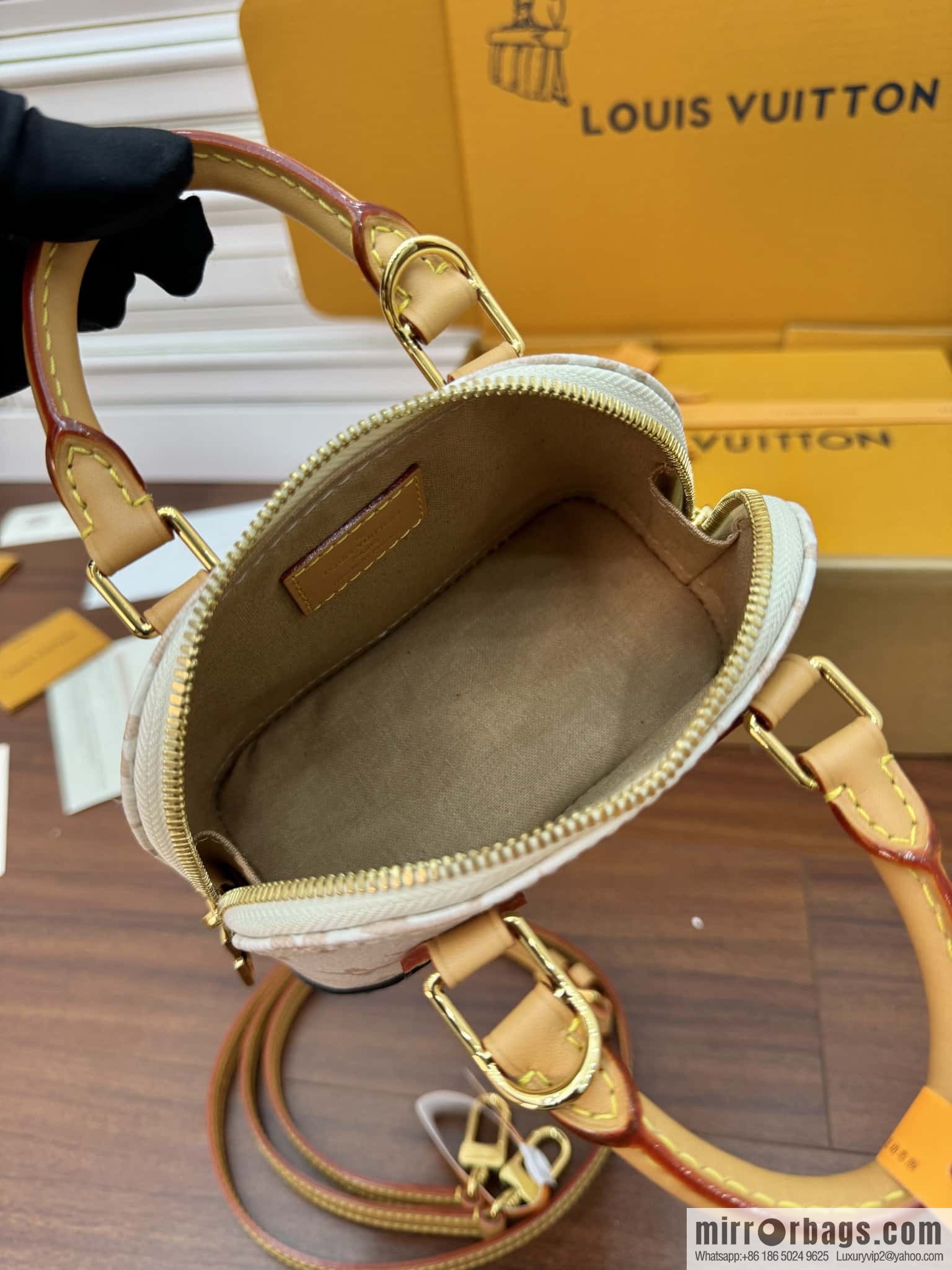LV M46895 Nano Alma