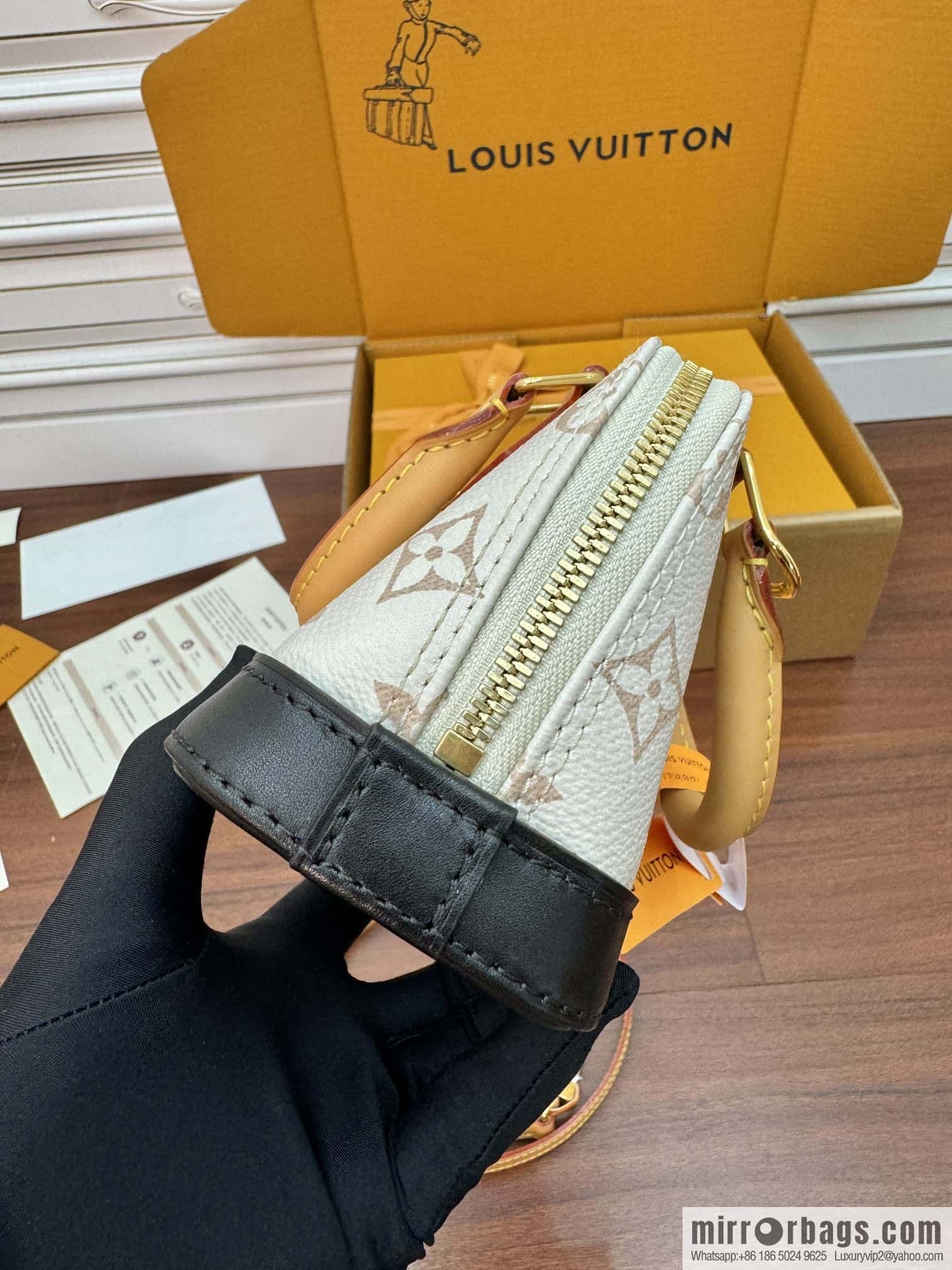 LV M46895 Nano Alma