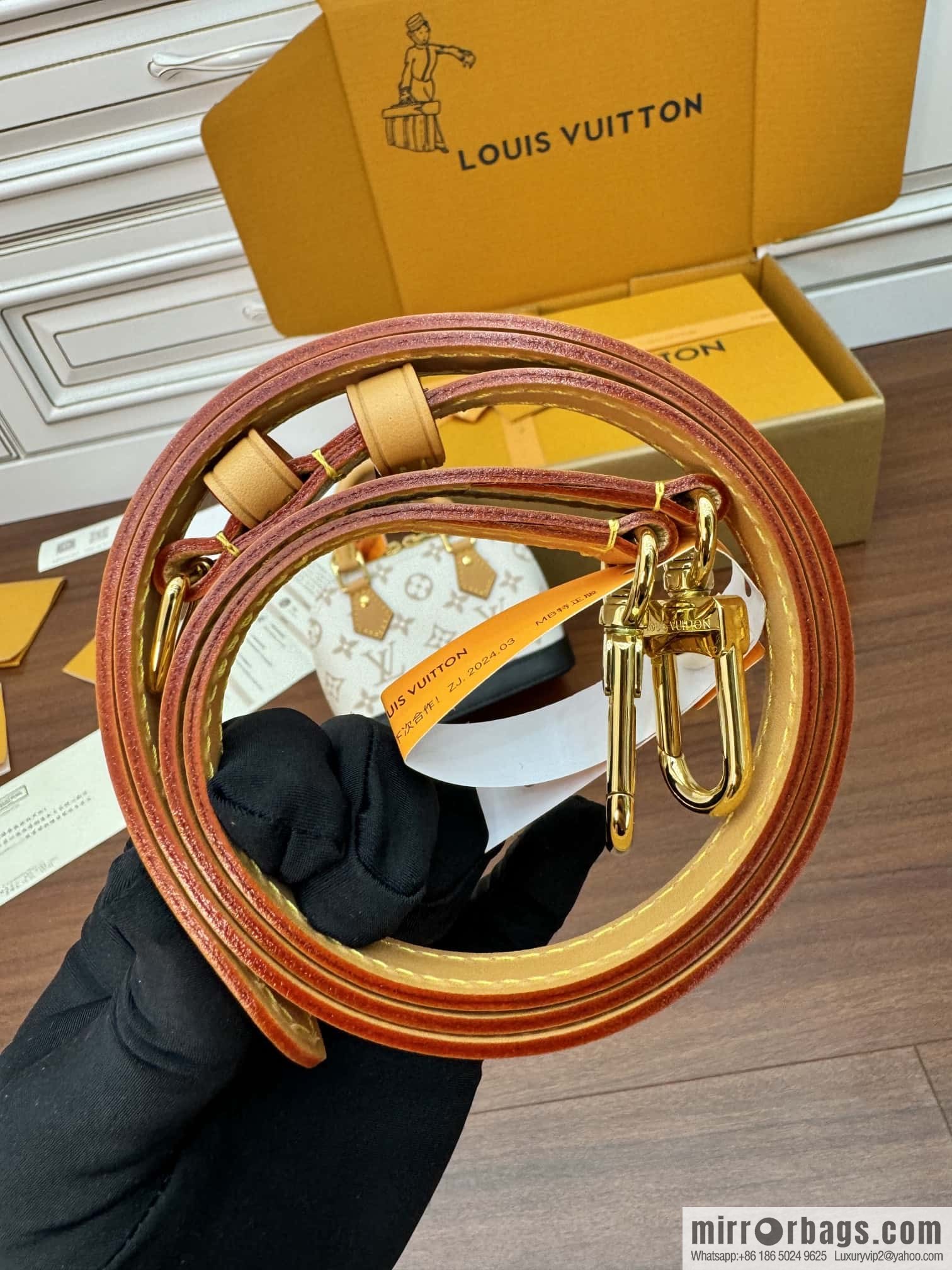 LV M46895 Nano Alma