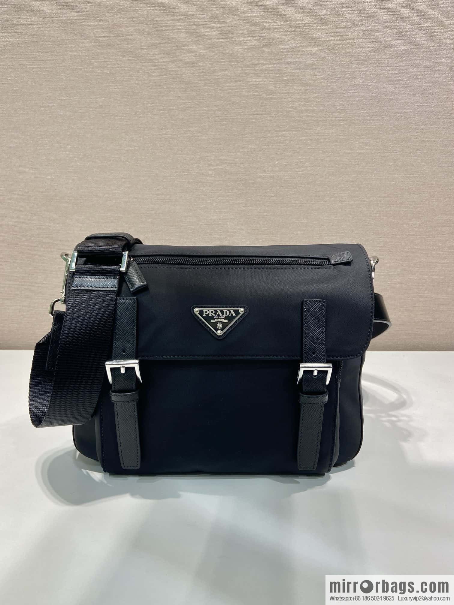 PRADA 🎉 new mailman bag 🎉 2VD071 plus belt