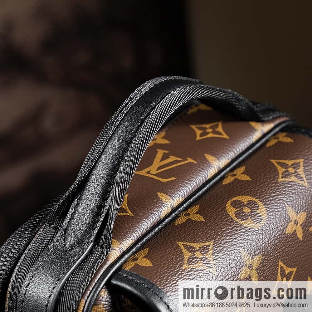 LV πππππ chip rhombus code messenger bag series #M