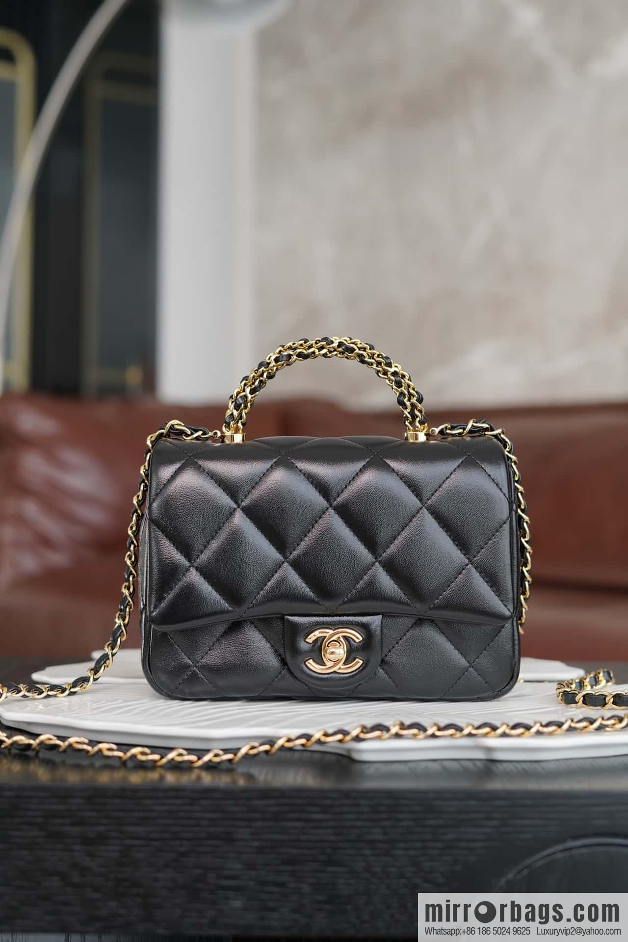 CHANEL 24b Flap New thick chain handle, fat square, small AS5032 B17665 94305