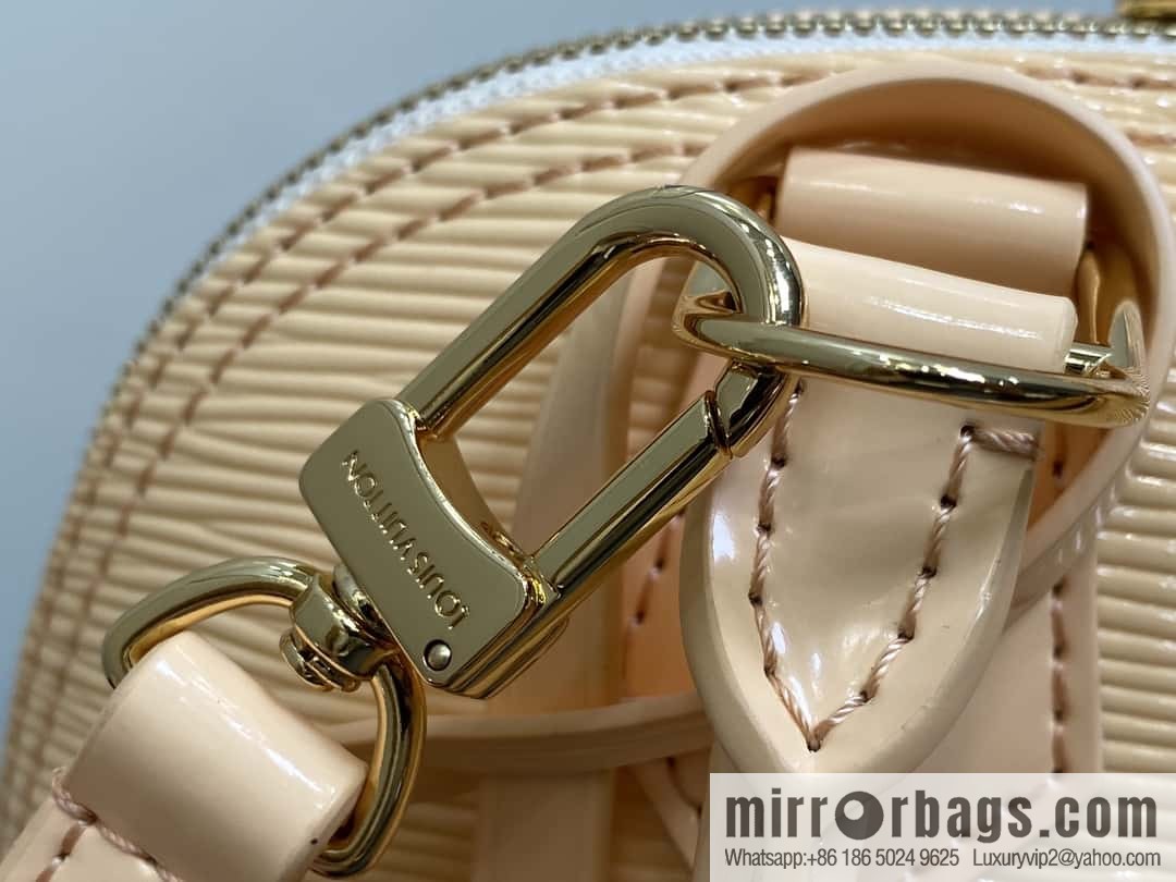 [Boutique‑grade] M40301 apricot patent leather, water ripple shell bag series Alma shell BB handbag
