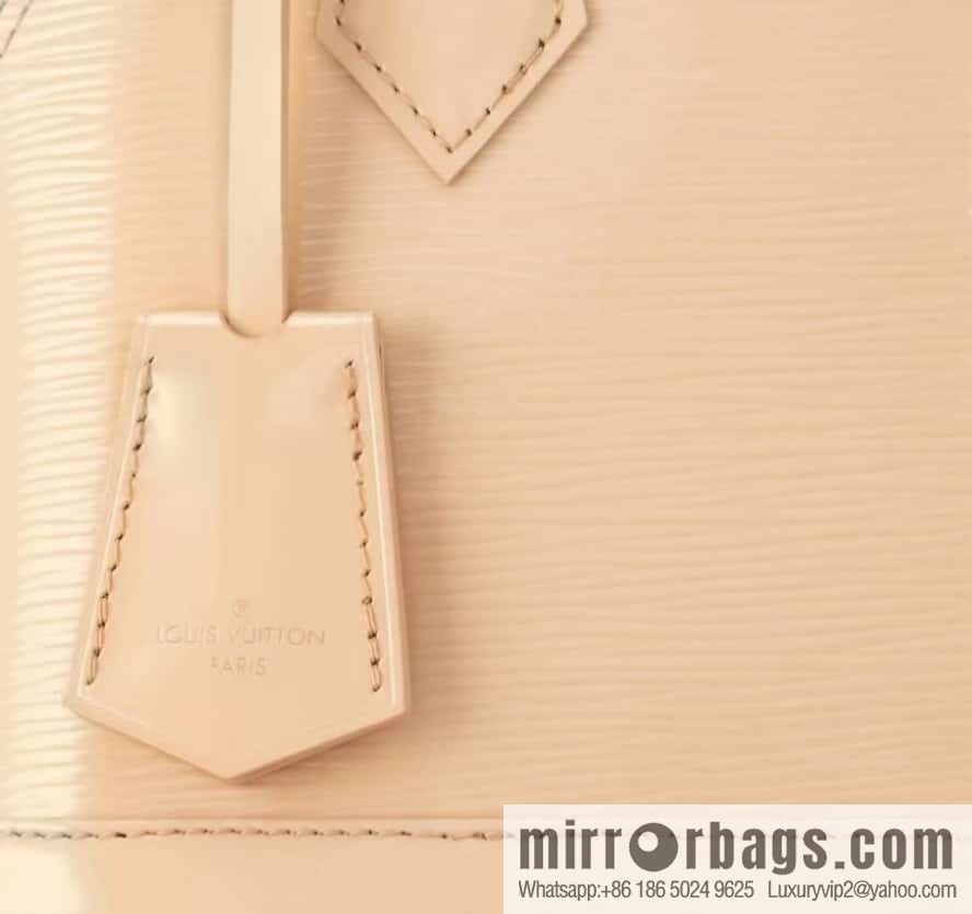 [Boutique‑grade] M40301 apricot patent leather, water ripple shell bag series Alma shell BB handbag