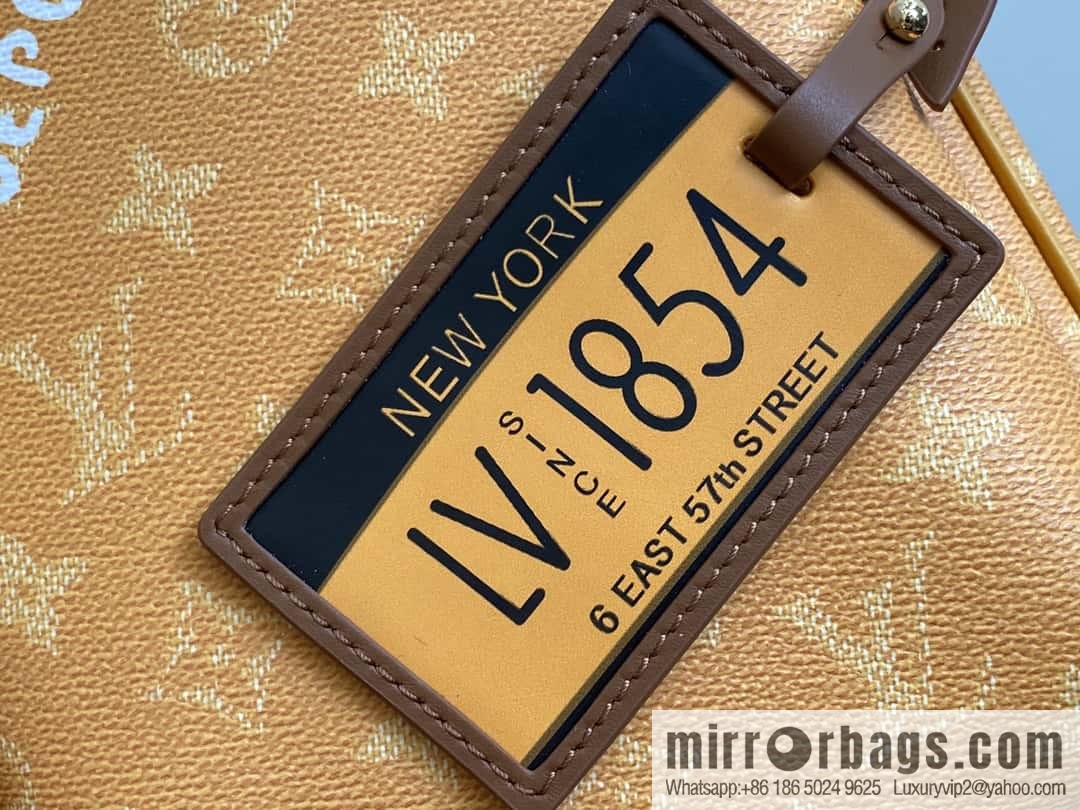 [Boutique‑grade] M12869 yellow (silk screen) men's bag breast bag series Avenue Slingbag NM handbag