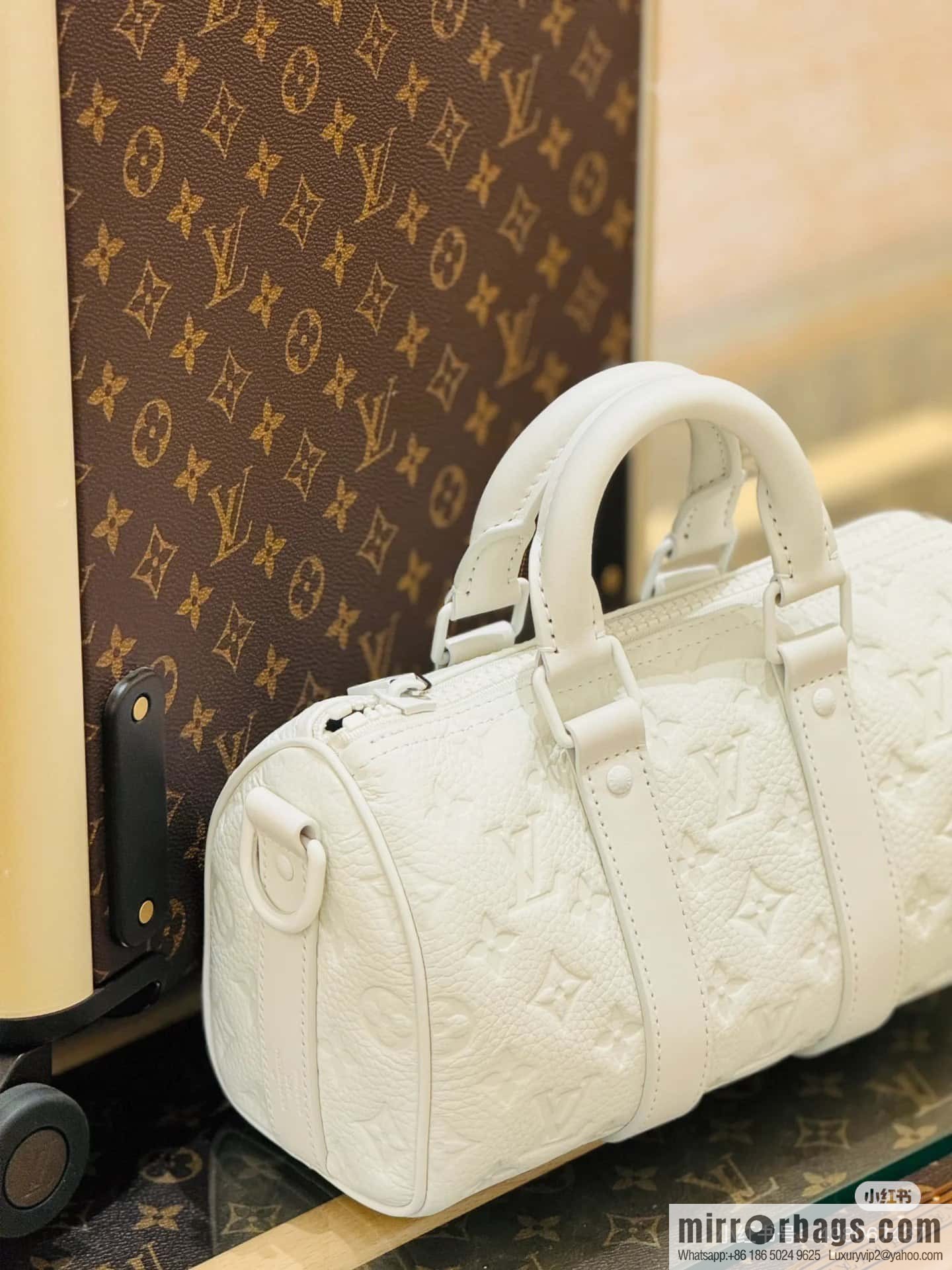 [Boutique‑grade] M24434 white full leather embossed, men's bag pillow bag series, classic Keepall travel bag