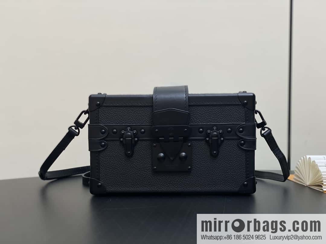 [Boutique‑grade] M24303 black black buckle, box bag series PETITE MALLE handbag
