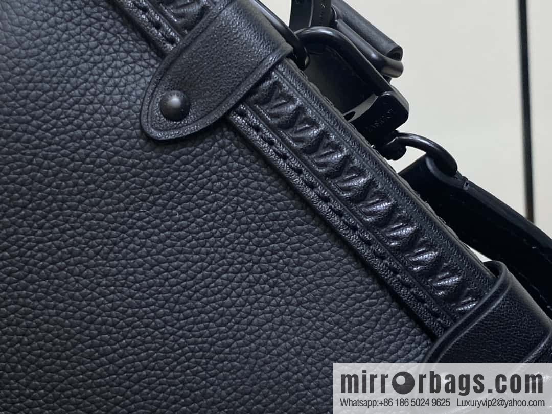 [Boutique‑grade] M24309 black buckle, full leather soft box bag series SIDE TRUNK medium handbag M46358