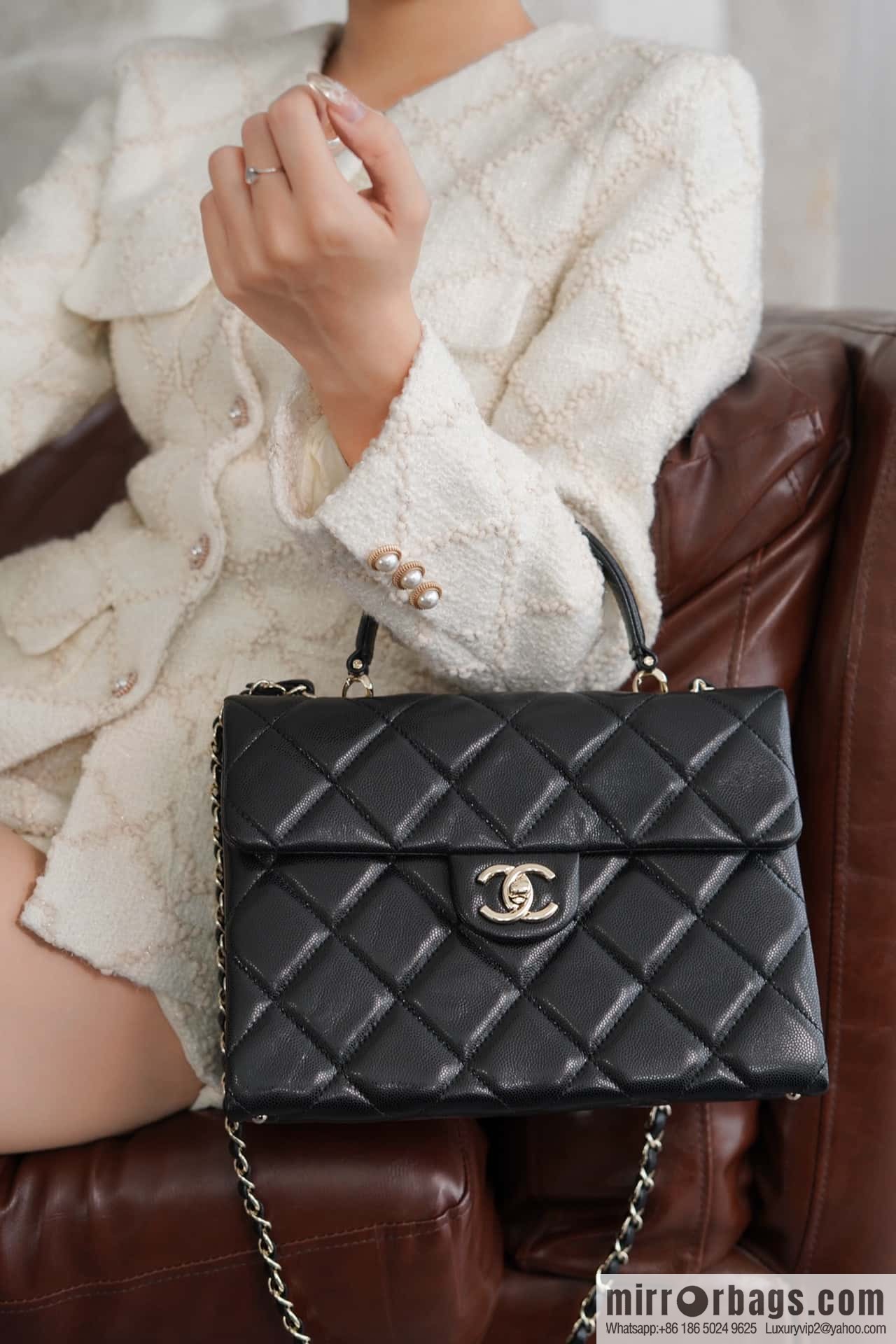 CHANEL 24p handle Kelly box, black large AS4712