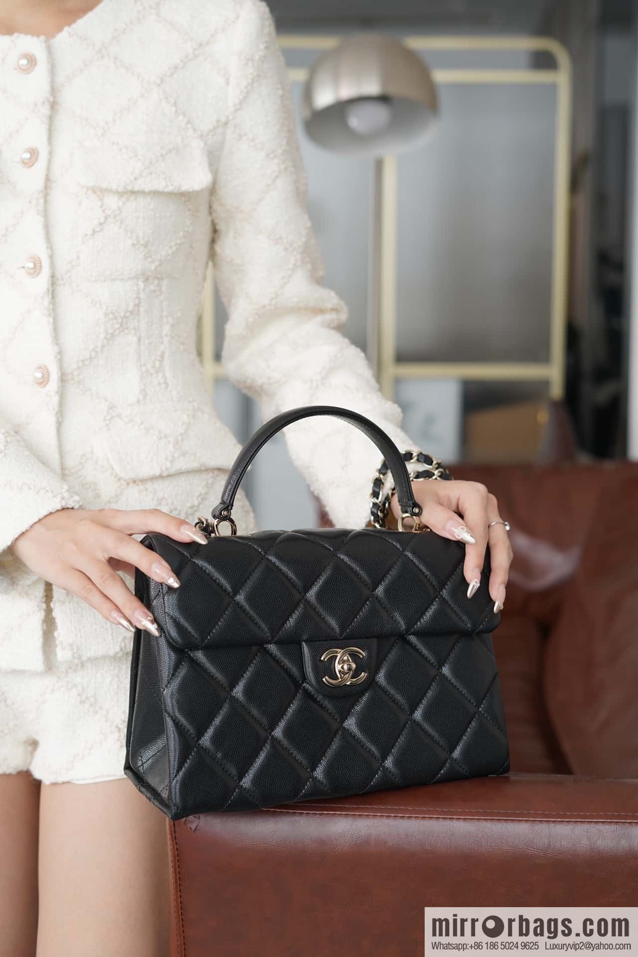 CHANEL 24p handle Kelly box, black large AS4712