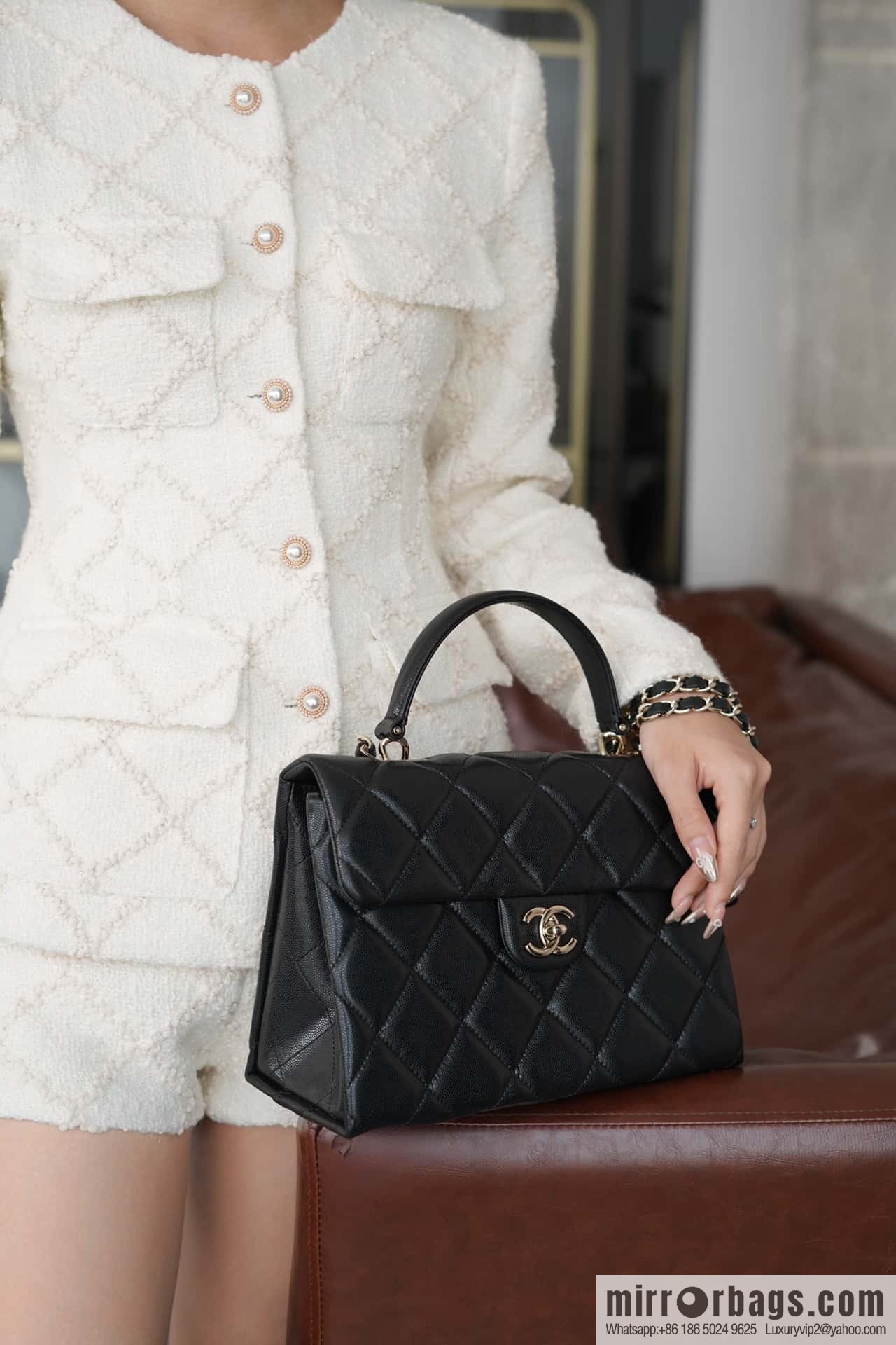 CHANEL 24p handle Kelly box, black large AS4712