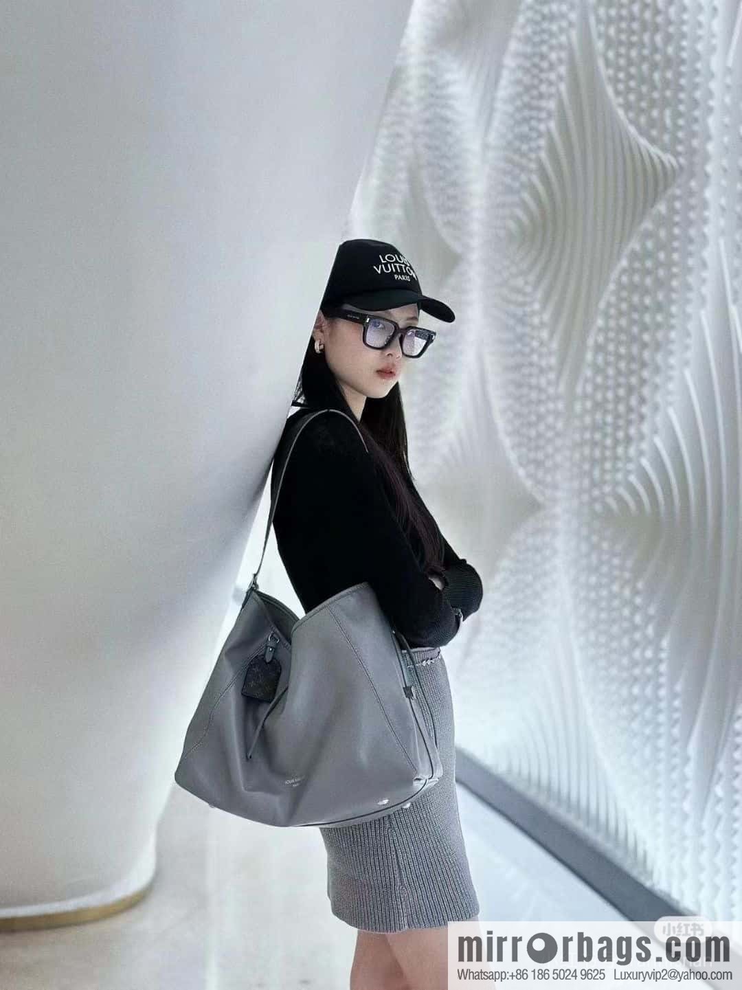 LV M12583 new CARRYALL DARK medium handbag of the season