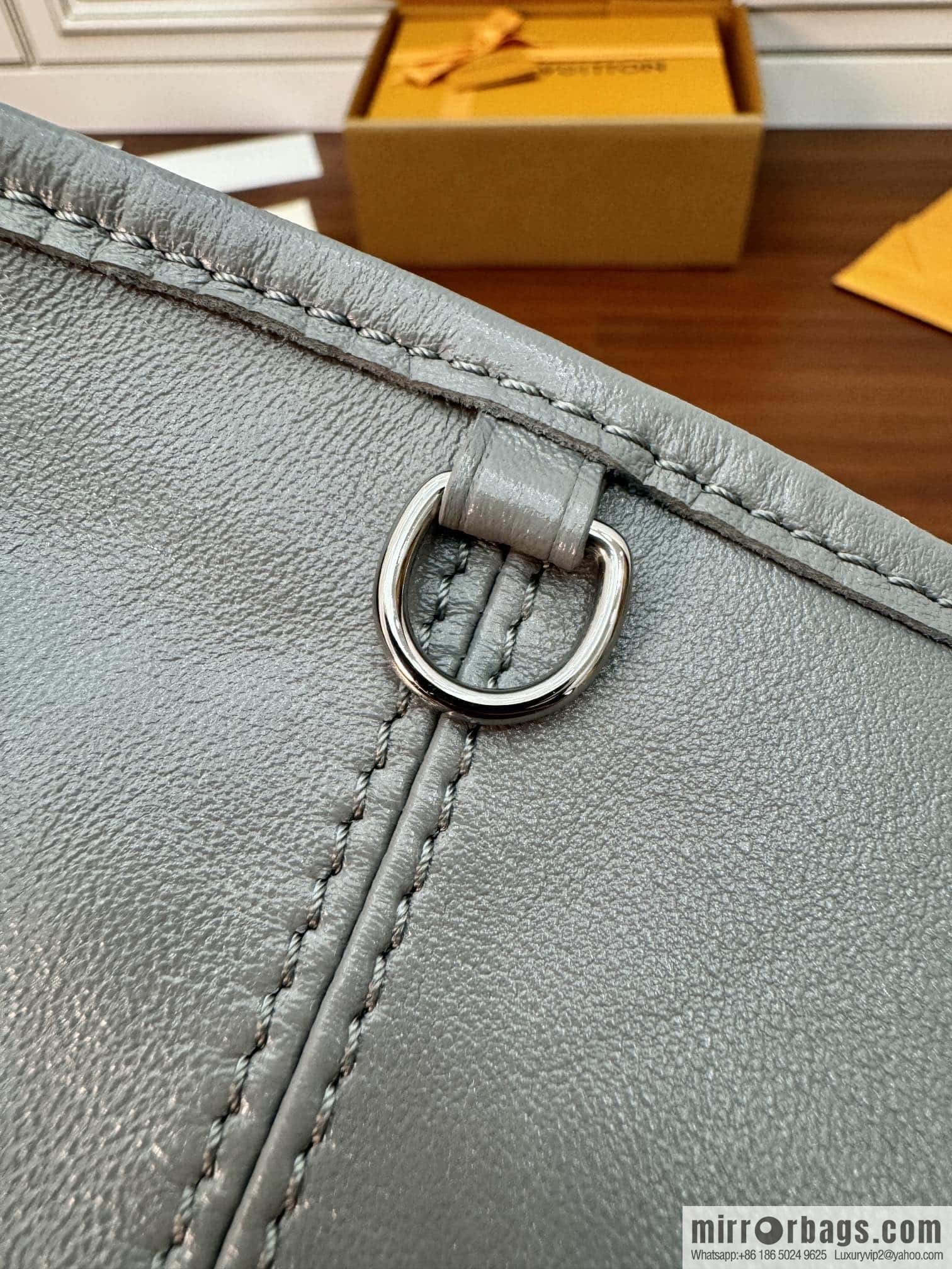 LV M12583 new CARRYALL DARK medium handbag of the season