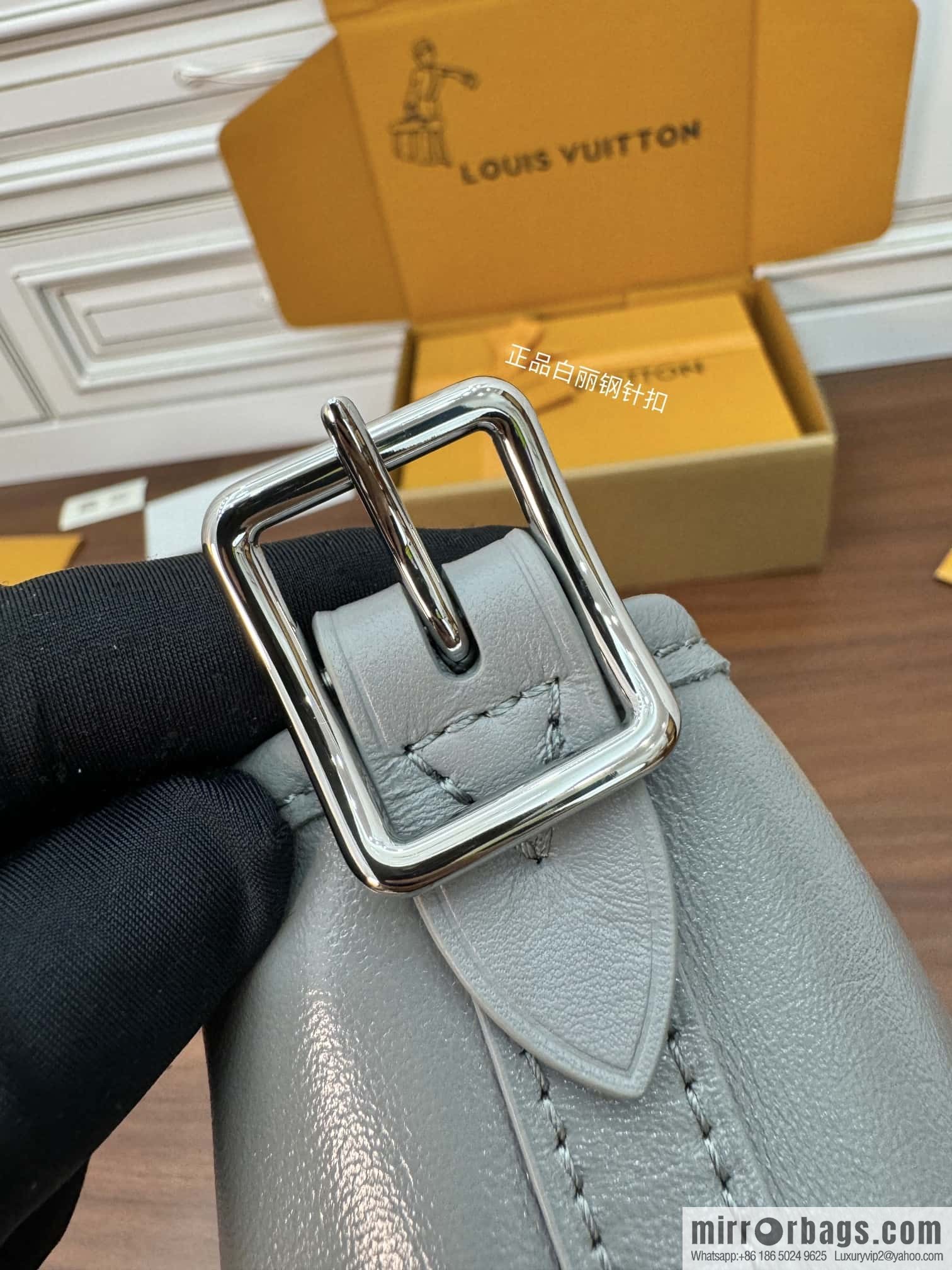 LV M12583 new CARRYALL DARK medium handbag of the season