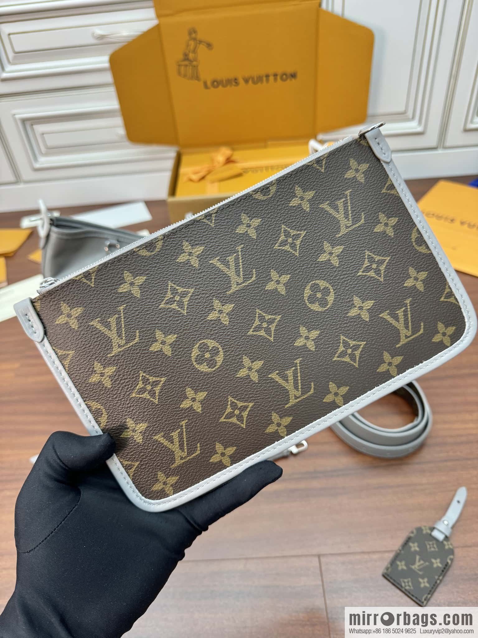 LV M12583 new CARRYALL DARK medium handbag of the season