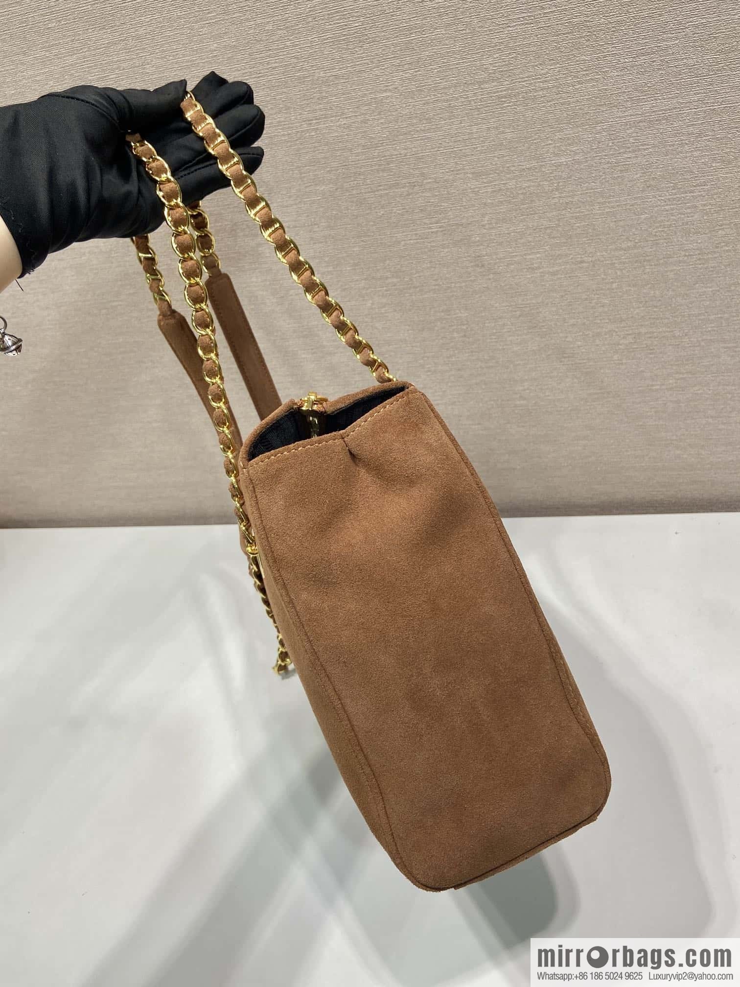 PRADA 🎉 🎉 1BD660 Suede