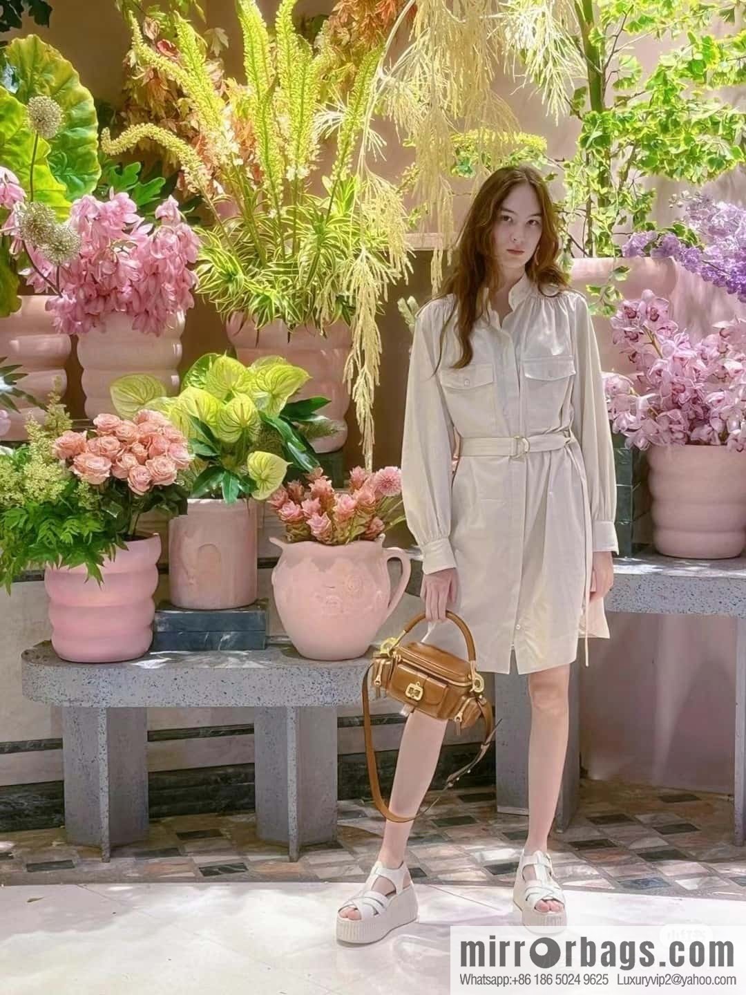 Chloe 2024 Autumn and Winter New Camera Bag W0653 Brown