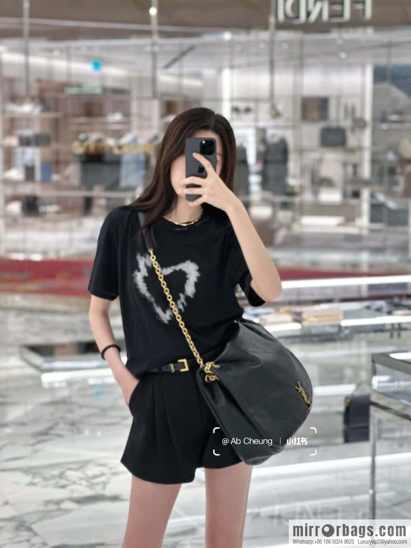 YSL 𝗝𝗔𝗠𝗜𝗘_ large sheepskin handbag 742431