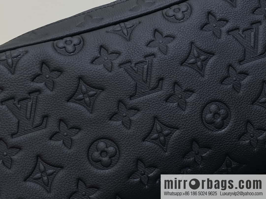 [Boutique‑grade] M11479 black embossed, full leather toilet bag clutch bag series DOPP KIT toilet bag