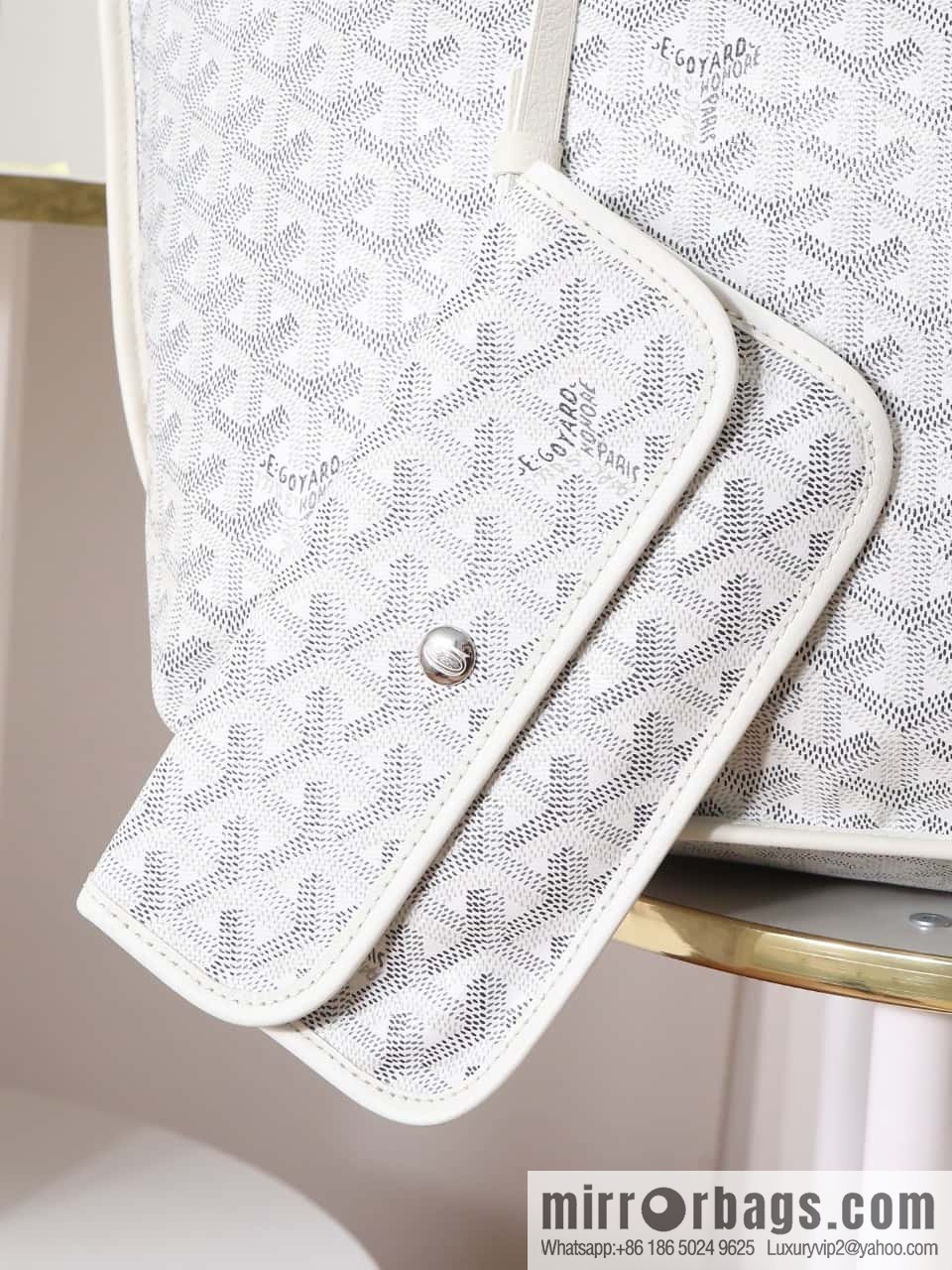 [Premium quality, original materials] Goyard reversible anjous double-sided tray extra large white tray bag