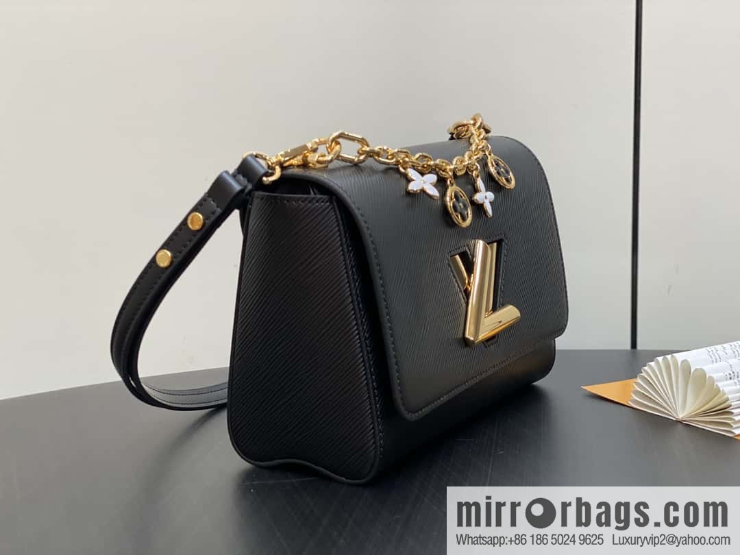 [Boutique‑grade] M11723 black, water ripple Twist series TWIST medium handbag