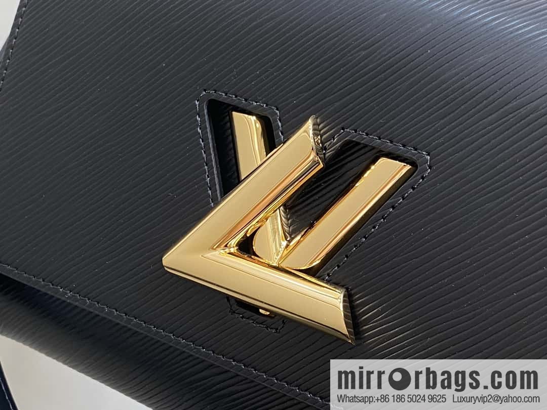 [Boutique‑grade] M11723 black, water ripple Twist series TWIST medium handbag