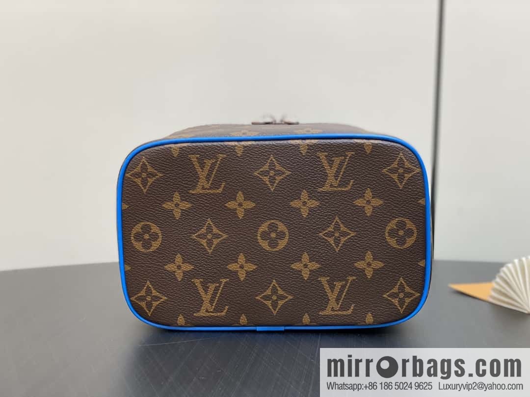 [Boutique‑grade] M42266 presbyopia blue, cosmetic bag series, variable code chip version Nine BB cosmetic bag M44495