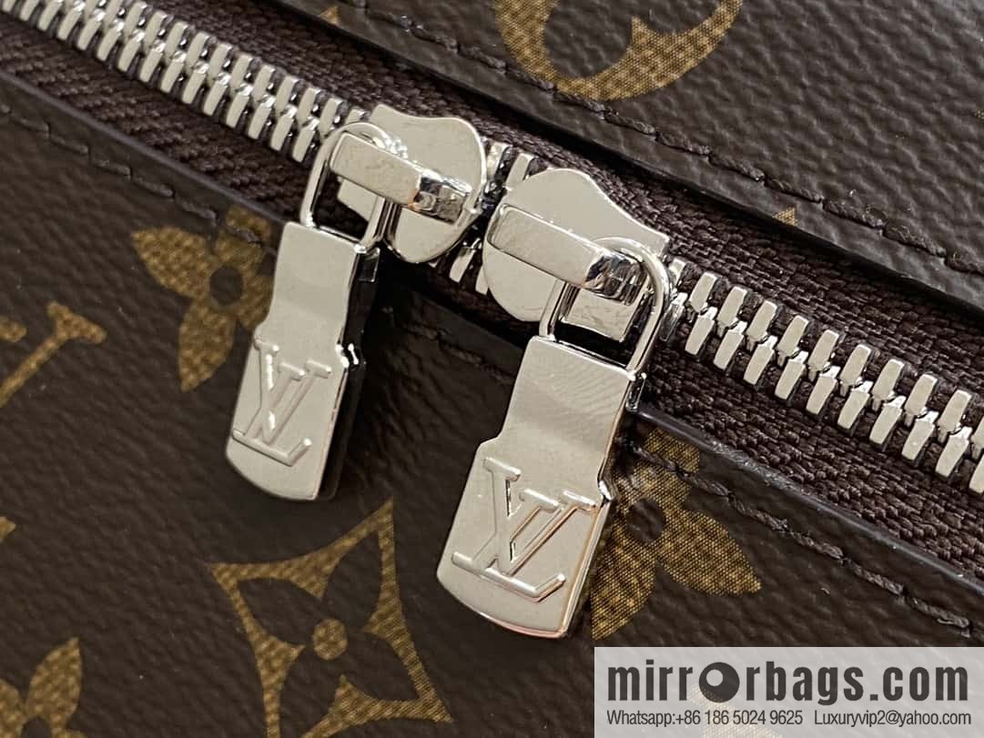 [Boutique‑grade] M42266 presbyopia blue, cosmetic bag series, variable code chip version Nine BB cosmetic bag M44495