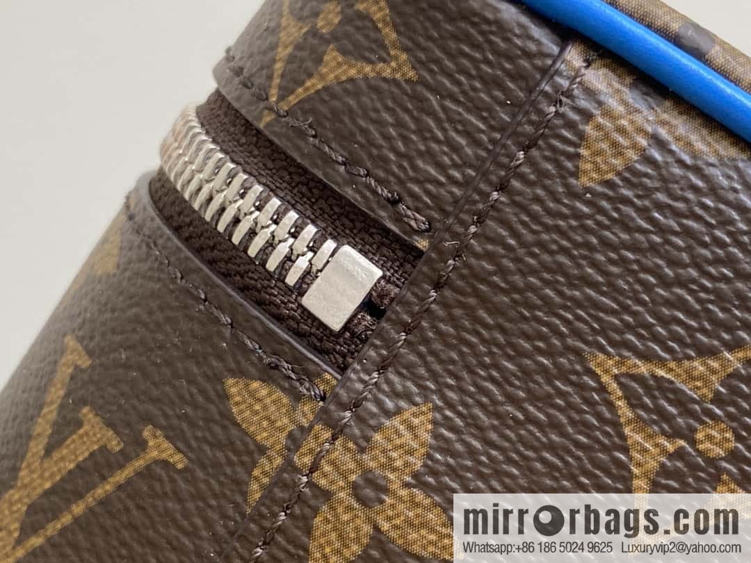 [Boutique‑grade] M42266 presbyopia blue, cosmetic bag series, variable code chip version Nine BB cosmetic bag M44495