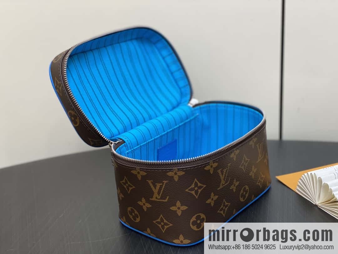 [Boutique‑grade] M42266 presbyopia blue, cosmetic bag series, variable code chip version Nine BB cosmetic bag M44495