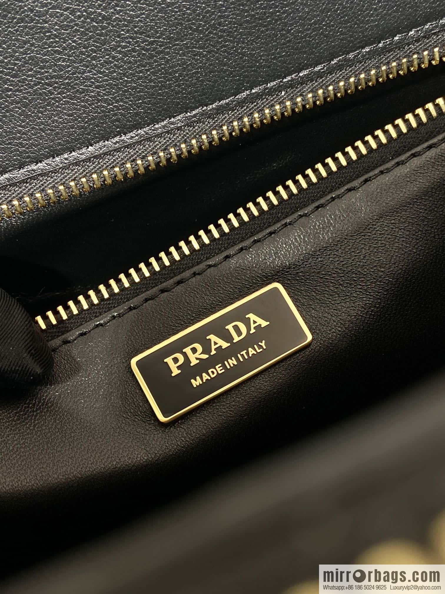 PRADA 🎉 new killer bag 🎉 1BA802 extra large plain weave 🎉 black