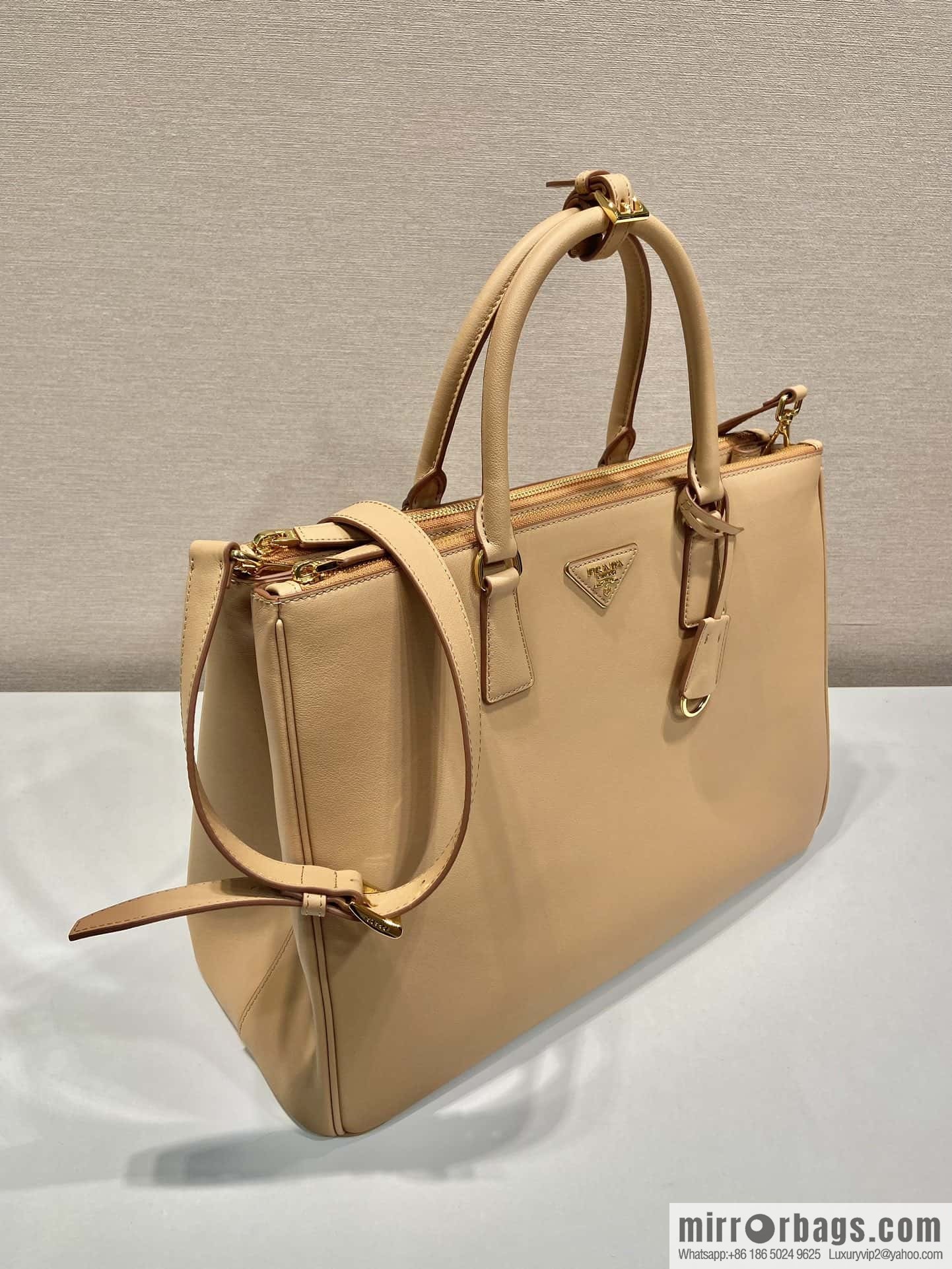 PRADA 🎉 new killer bag 🎉 1BA802 extra large plain weave 🎉 apricot