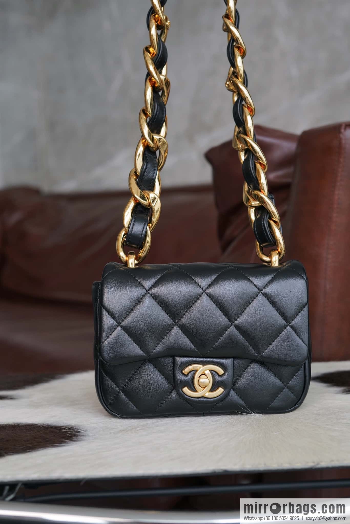 𝗖𝗵𝗮𝗻𝗲𝗹 𝟮𝟮𝘀 thick chain cf armpit bag Genuine leather AS3213