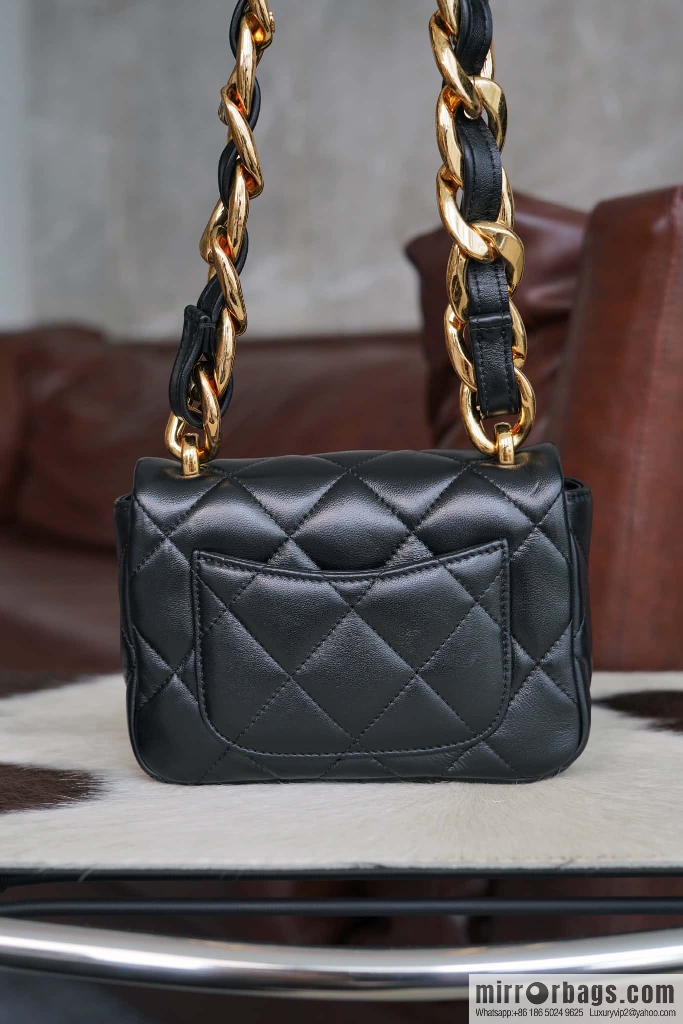 𝗖𝗵𝗮𝗻𝗲𝗹 𝟮𝟮𝘀 thick chain cf armpit bag Genuine leather AS3213